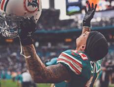 九游-关于羽毛球常规赛，渝州海豚队与漠南铁骑队强势横扫，VAR改判成焦点！关键战拿下信心的信息