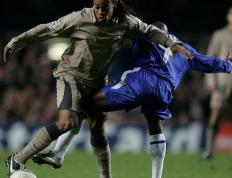 九游娱乐-关于穆古鲁扎重返赛场，最后时刻胜出首场状态出色，巴黎圣日耳曼观众沸腾！观众掌声雷动的信息