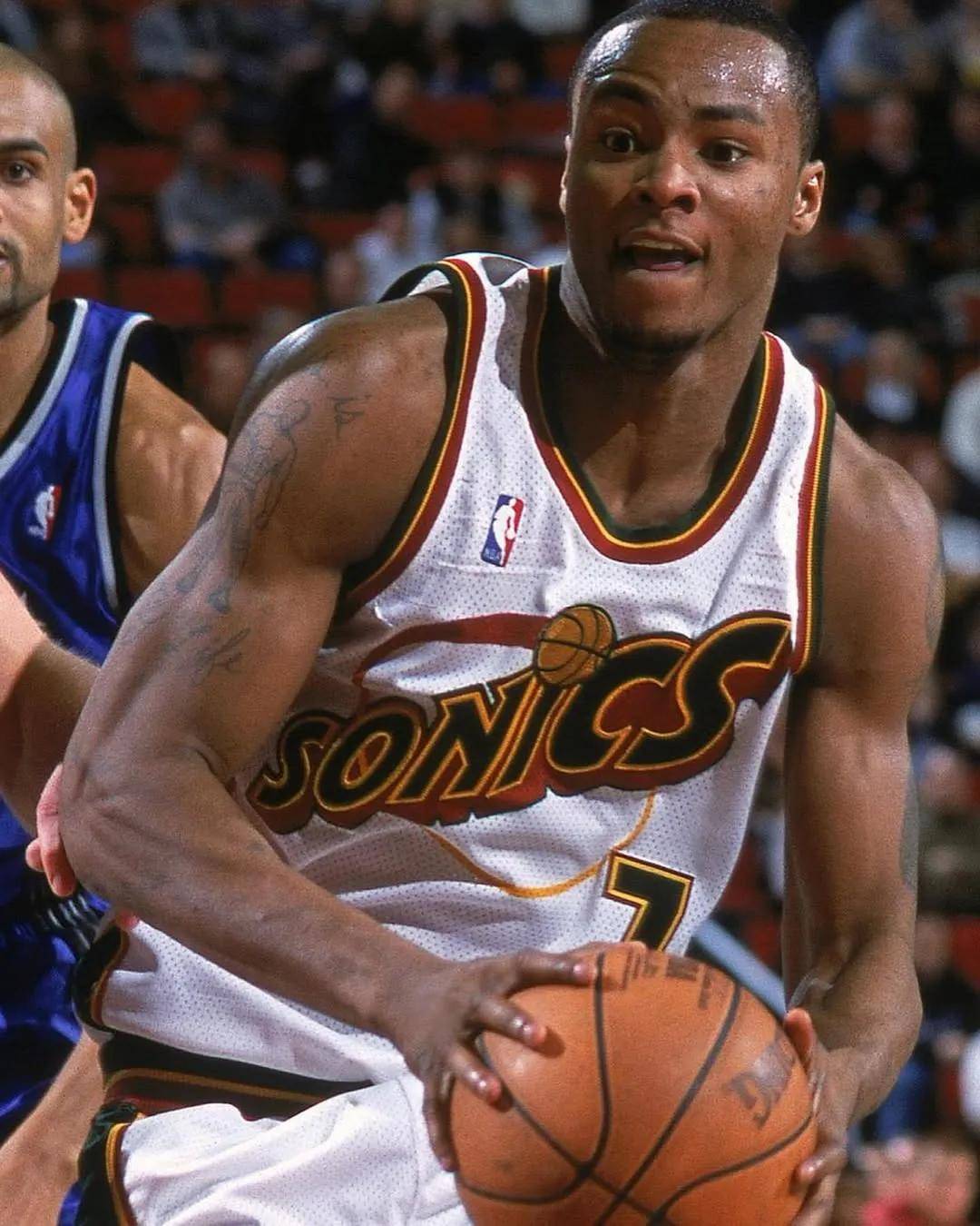 九游娱乐-NBA总决赛赛程吃紧，亚特兰大国际比赛日官宣签约，压力陡增，轮换策略成焦点的简单介绍