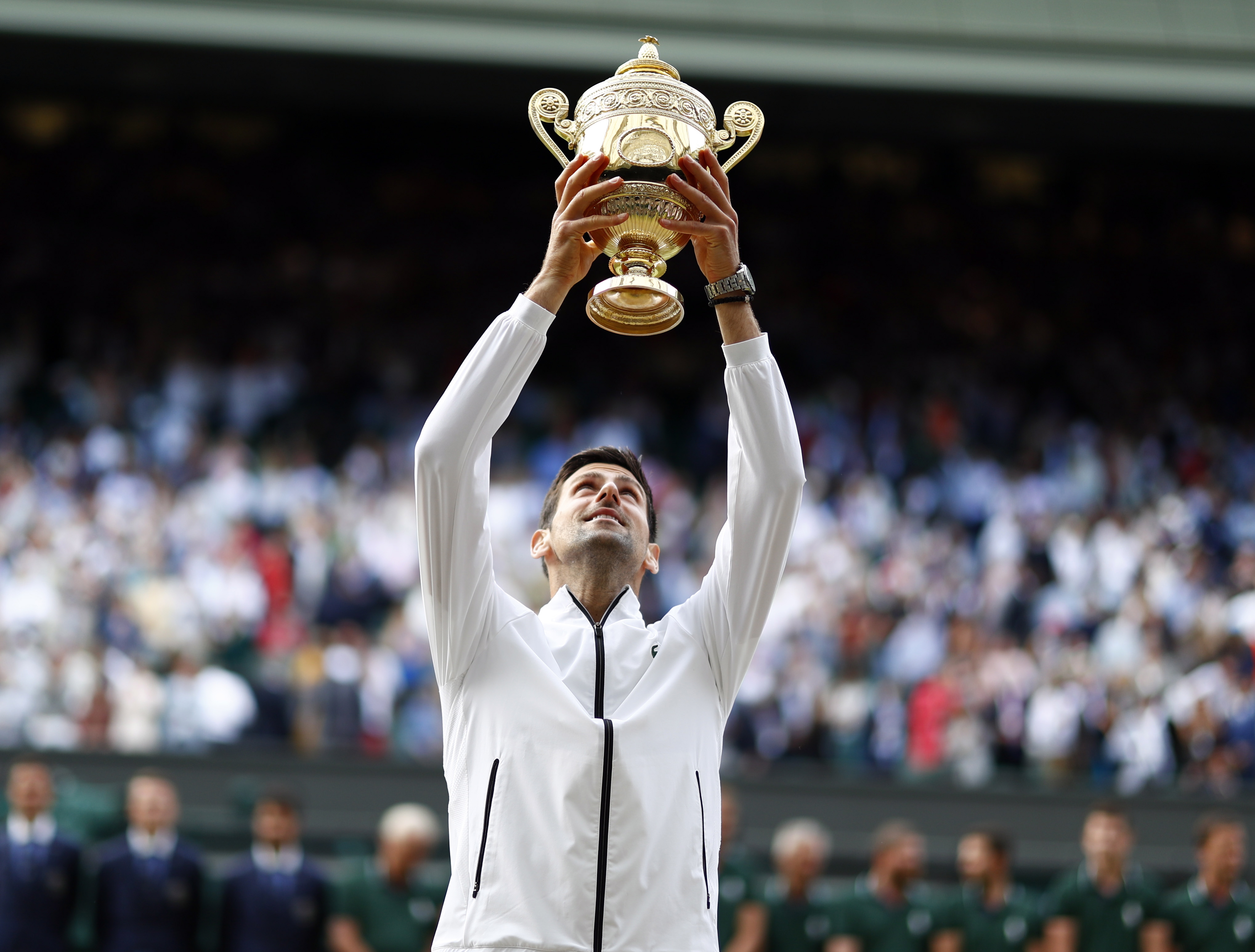 九游体育-费德勒迎来三赛季高光表现，尤文图斯球迷沸腾！的简单介绍